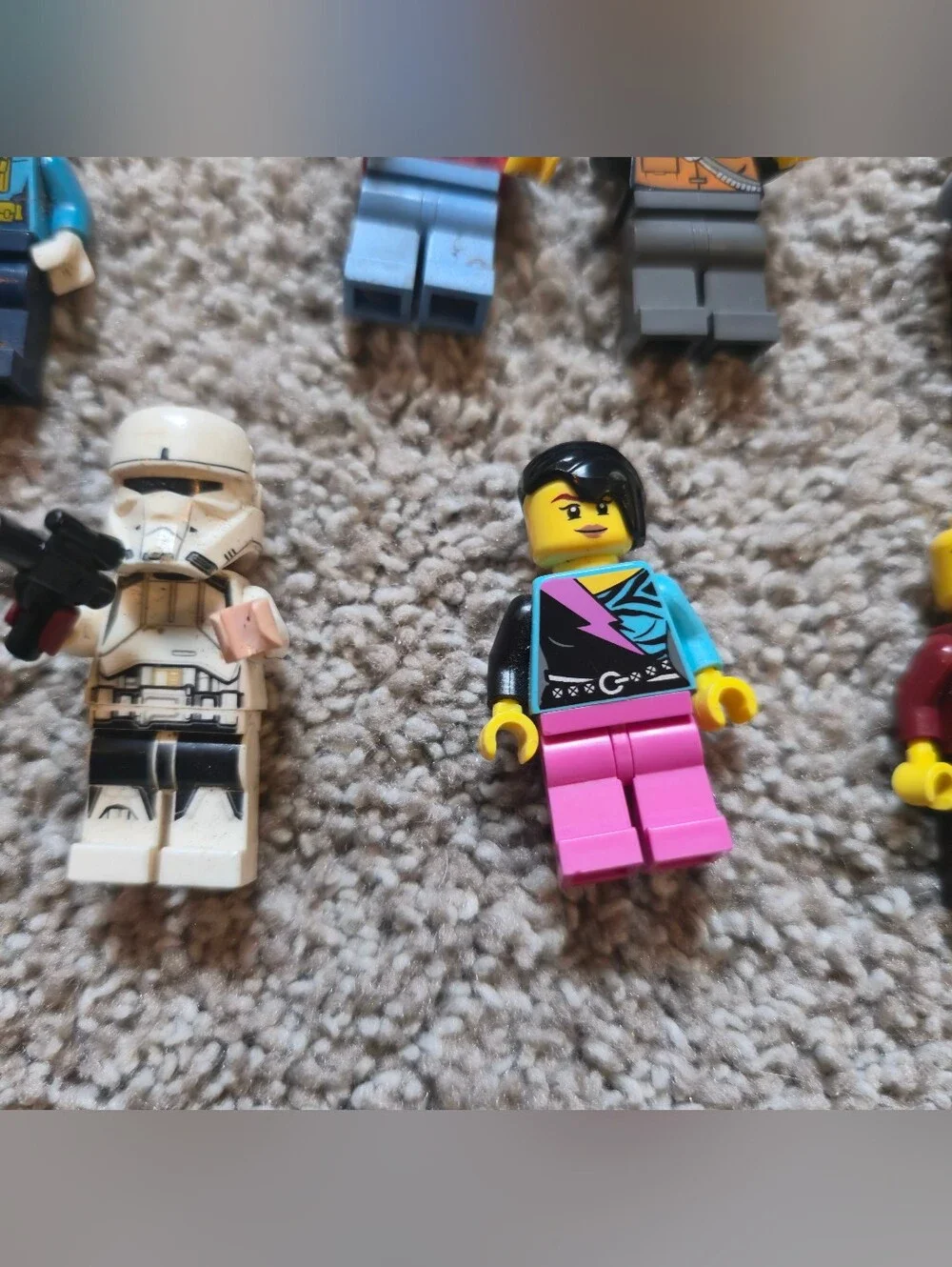 Lot of 12 Lego Minifigures Various - Picture 6 of 13